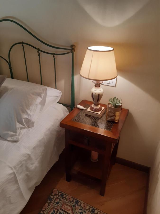 The Flora And Florian Apartments - The Feeling Of Touching The Duomo Florença Exterior foto