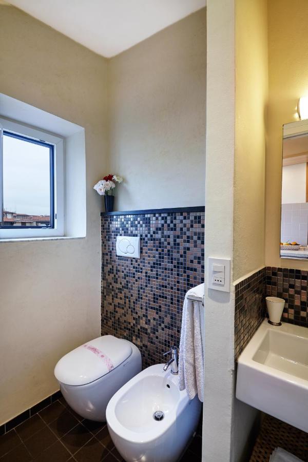 The Flora And Florian Apartments - The Feeling Of Touching The Duomo Florença Exterior foto