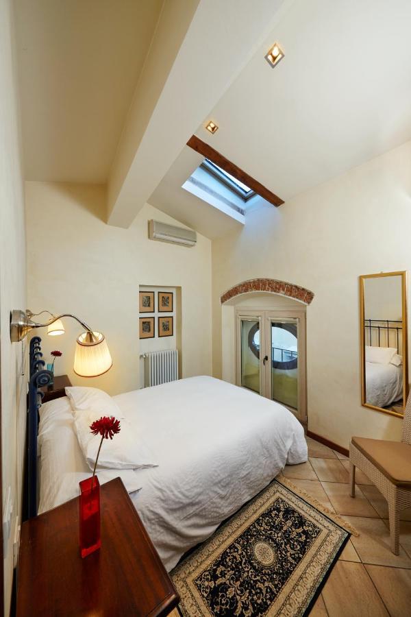 The Flora And Florian Apartments - The Feeling Of Touching The Duomo Florença Exterior foto